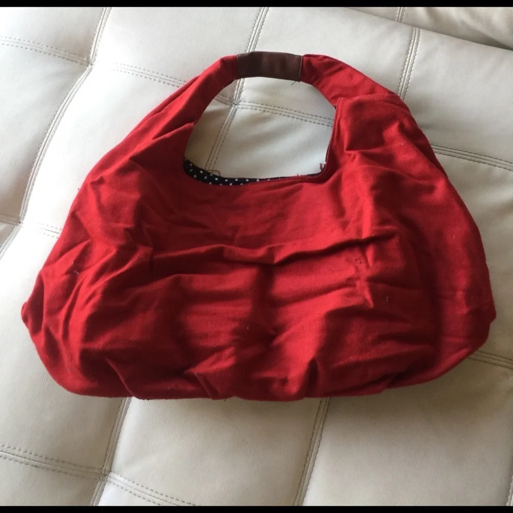 Adorable red bag perfect for holidays